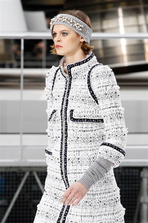 chanel fall 2017 jackets|Chanel outfits 2017.